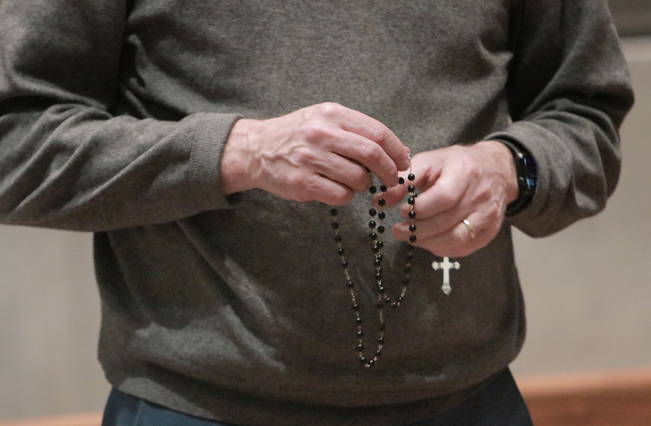 Archbishop Pérez Asks for Good Friday Prayer for Peace in the Middle East and Ukraine