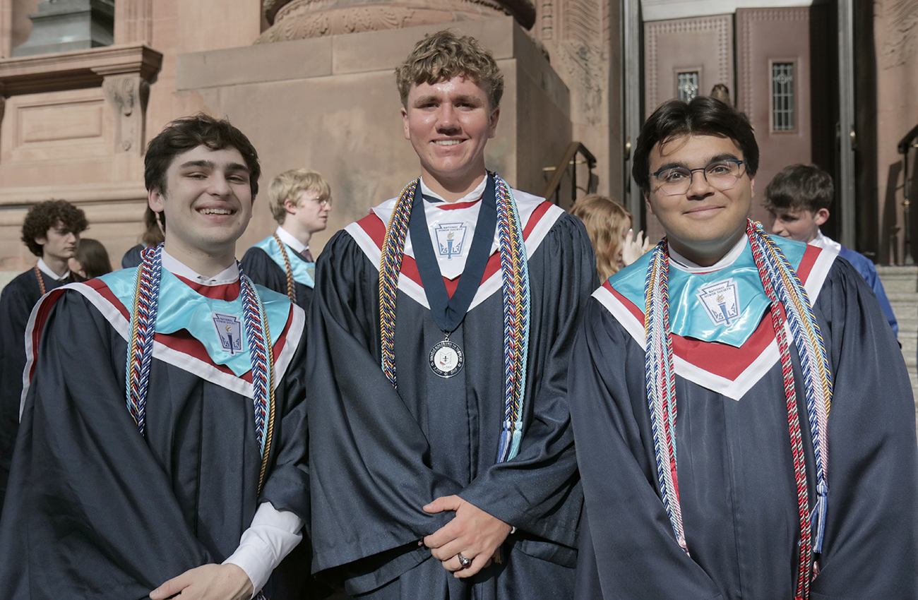 132 Students Honored at 46th Annual Academic Honors Convocation
